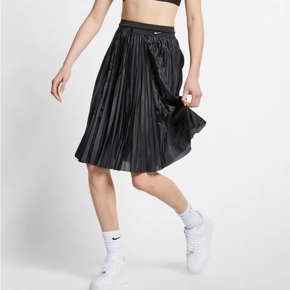 Nike nikelab pleated black skirt sz s